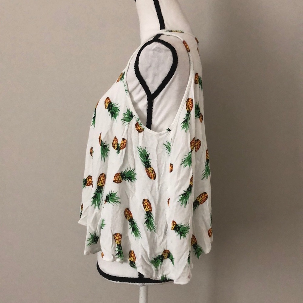 Buddy Basics pineapple crop top - Picture 3 of 6